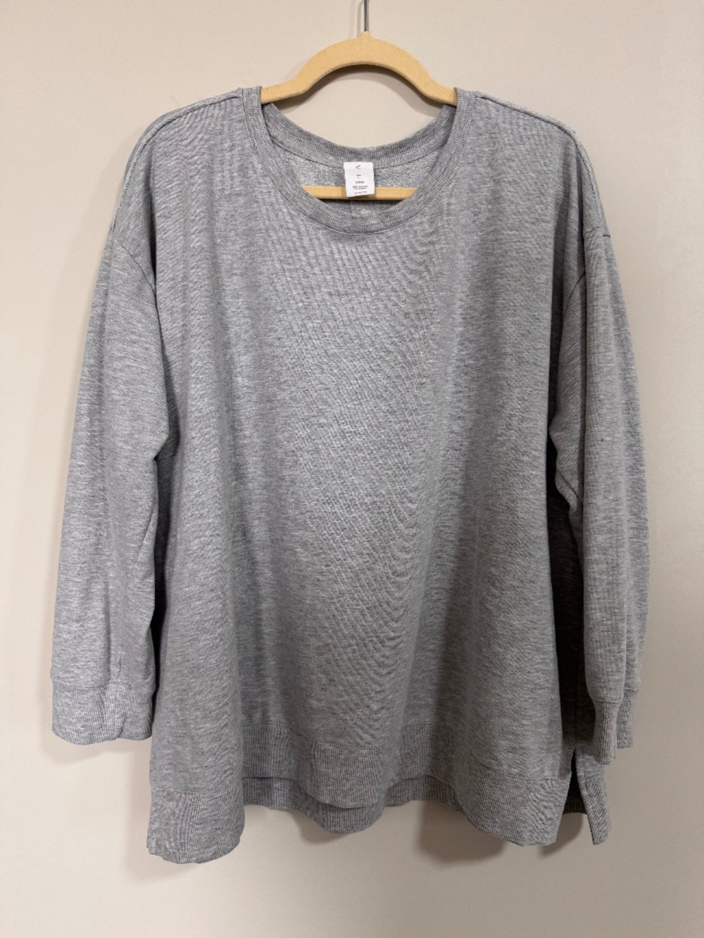 Livi Active by Lane Bryant Sweatshirt